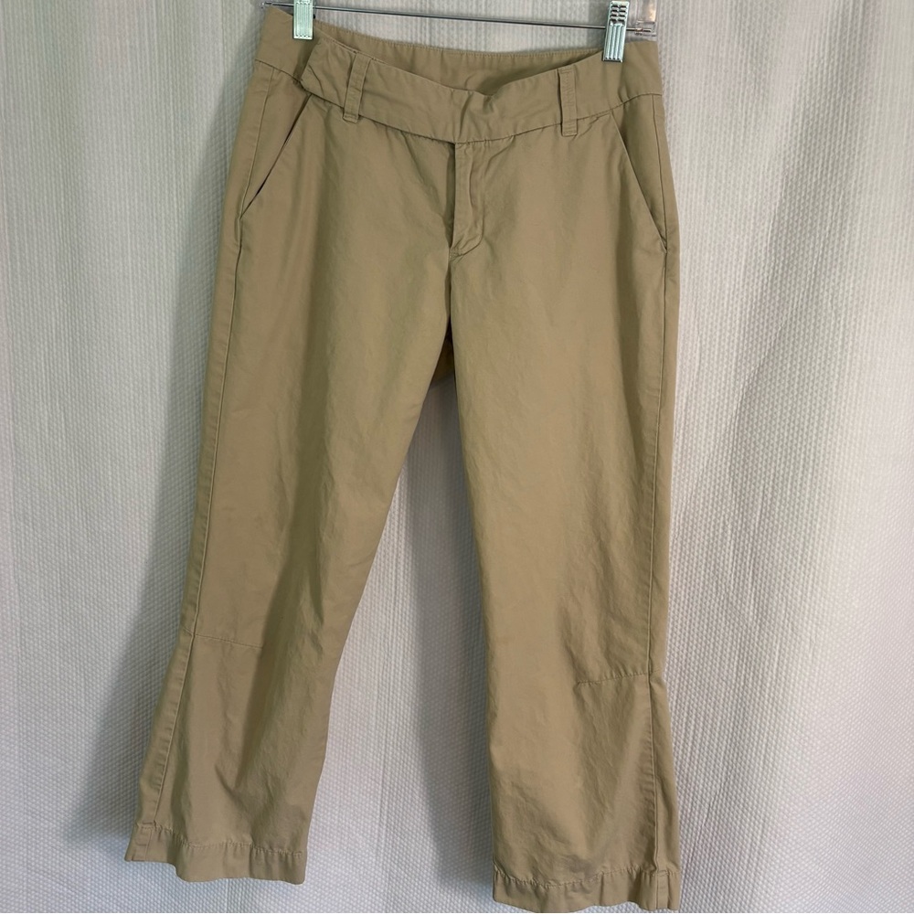 Patagonia Women's Tan Cropped Pants size 4